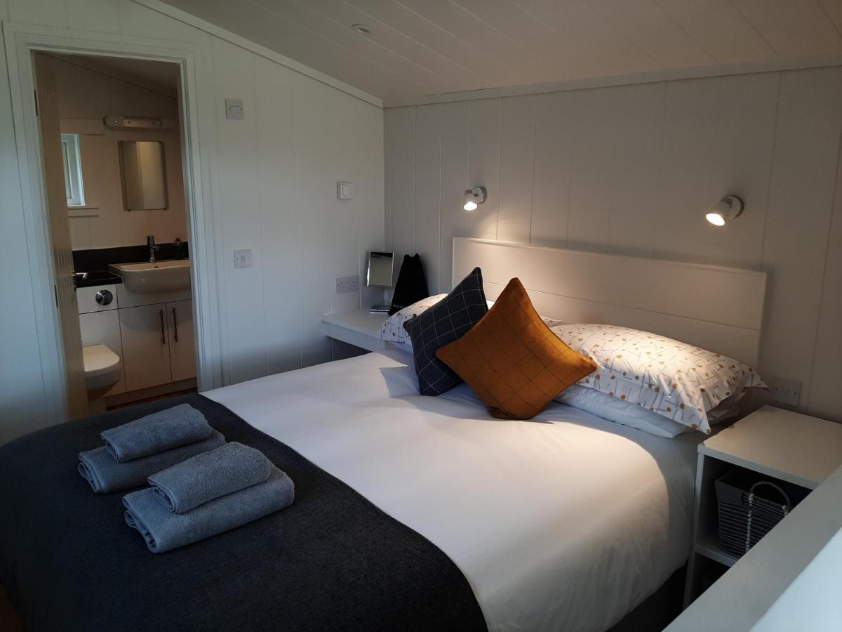 Tayview Lodges Pitlochry Extérieur photo